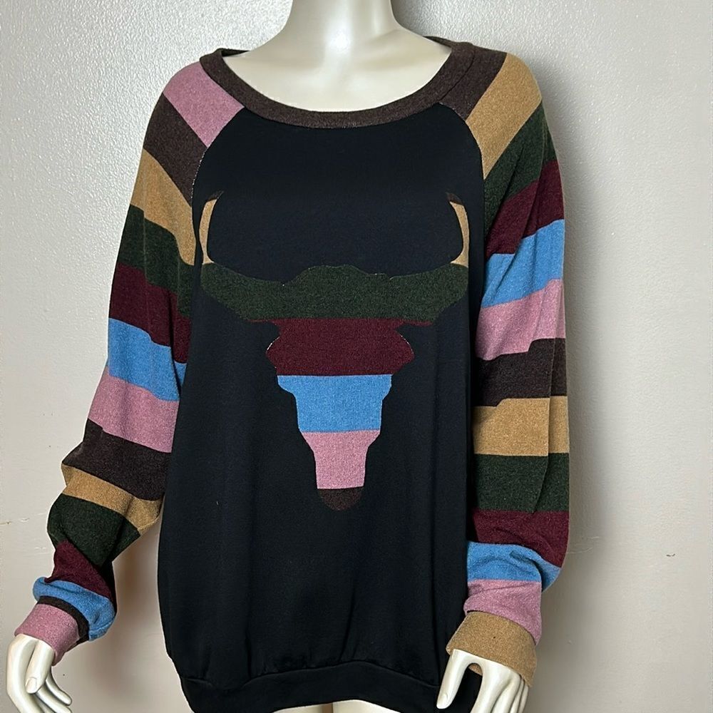 Women’s FANTASTIC FAWN shirt top sweater size large bull Texas stripes r…
